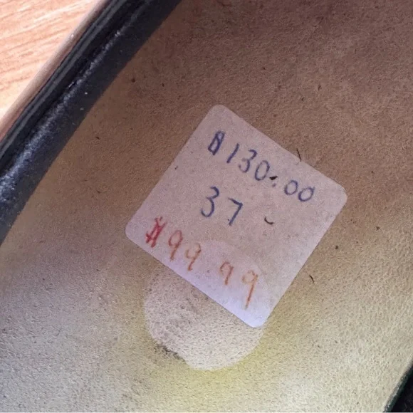 Ecco patent leather sneakers, size 37 black quilted shiny - Picture 9 of 9